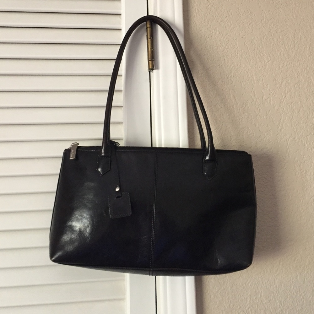 Hobo bag zip black leather with red three pocket interior